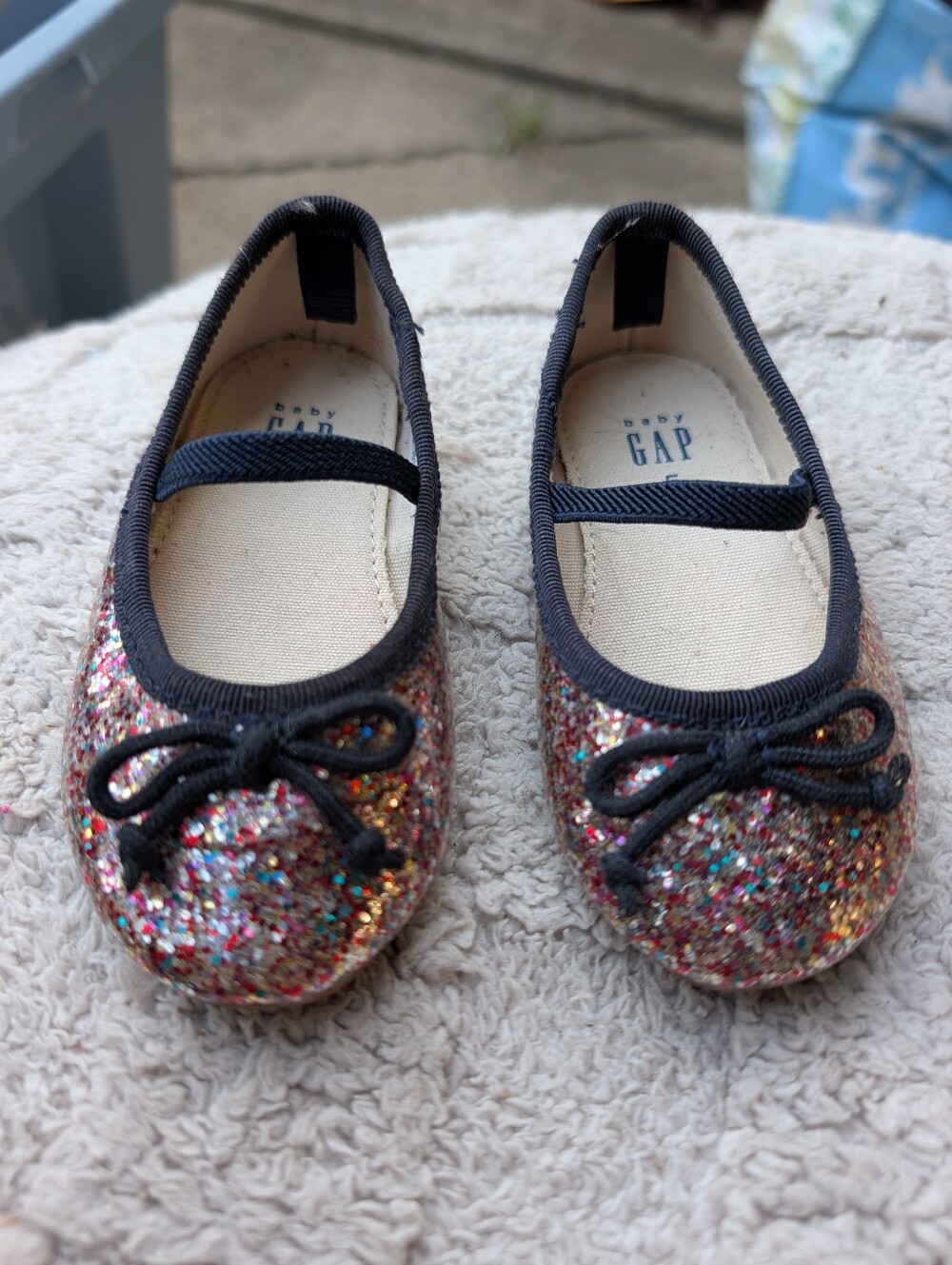 NWOT Baby Girl Gap Glitter Ballet Flats Size 5